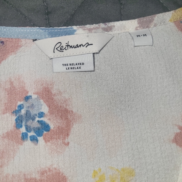 Reitmens blouse size medium - Picture 3 of 3